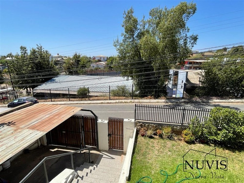 Casa En Venta De 4 Dorm. En Quilpué