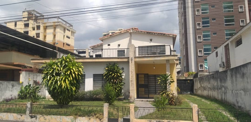 Imagen 5 de 6 de Se Vende Hermosa Y Amplia Casa Quinta En La Urb.soledad Zona Norte De Maracay Las Delicias Aragua Lo Mejor Para Vivir Regalale Esta Casa A Tu Familia Buen Precio 04243785803