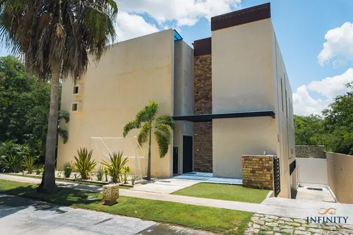 Casas en Venta en Yucatan Country Club, Mérida | Metros Cúbicos