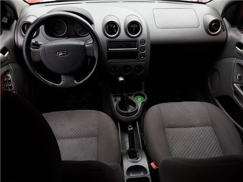 Ford Fiesta 1.6 Mpi Hatch 8v Flex 4p Manual