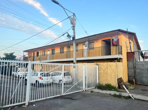 Casa Para Inversión / 7 Deptos Y Bodega