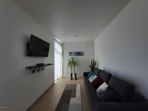 Casa En Venta En Zibatá Con Mucha Iluminación Natural Qh2 21-538
