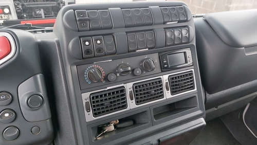 Imagen 6 de 15 de Volkswagen Constelacion 17-280