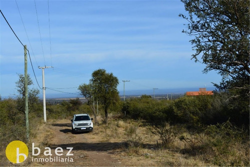 Lote De 2500m2 En Barrio La Eloisa, Carpinteria