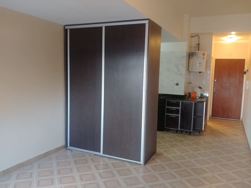 Imagen 4 de 16 de Venta-monoambiente-vicente Lopez