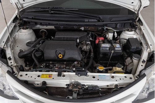 Imagen 17 de 18 de Toyota 2015 Etios 1.5 5 Ptas Xs