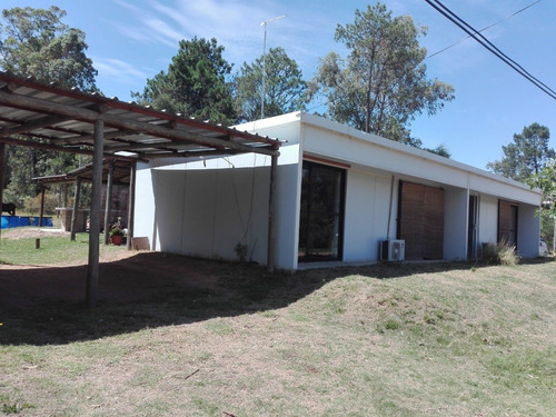 Casas En Punta Colorada, Son 3 A Una Cuadra De La Playa