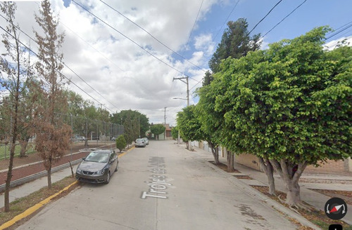 Casa Ubicada En Colonia Laureles Del Sur, San Luis Potosí. Con 2 Recamaras Y 104m2. A Unos Minutos De Plaza Senderos San Luis.