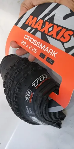 Maxxis crossmark 29 2.25 tubeless ready outlet