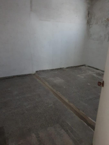Imagen 16 de 30 de Gral Palleja Esq Entre Rios