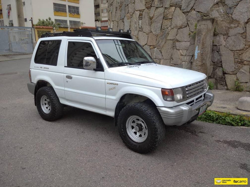 Mitsubishi Montero Dakar