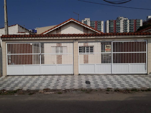 Imagem 1 de 15 de Casa Isolada Com Churrasqueira - Pr1557