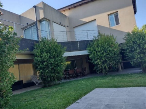 Imagen 2 de 12 de Casa Cuatro Dormitorios Cadaques Funes Hills