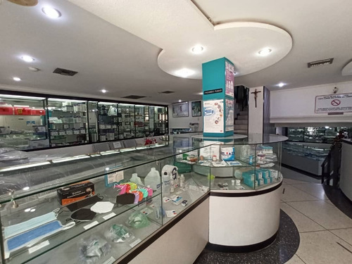 Imagen 3 de 9 de Excelente Oportunidad! Local Con Fondo De Comercio En Av. Bolívar Norte - Valencia (fofc-068)