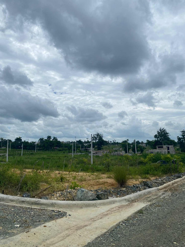 Solares En Residencial Habitados