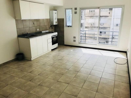 Imagen 1 de 11 de Departamento De 1 Dormitorio En Venta Barrio Mártin