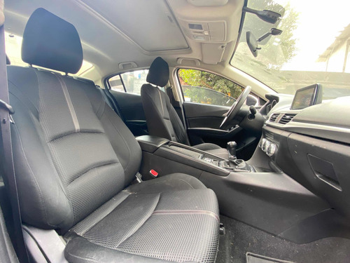 Imagen 7 de 11 de Mazda 3 2017 2.5 I Touring Mt