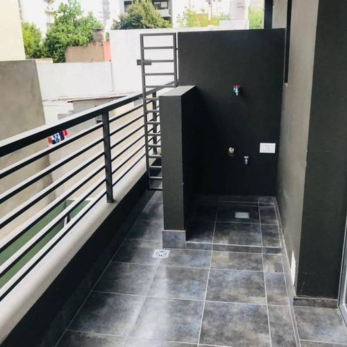 Imagen 28 de 30 de Monoambiente/oficina Con Balcon Sobre Jb Justo Y Vera Apto Profesional