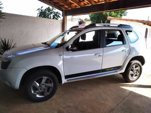 Imagem 1 de 5 de Renault Duster 2013 1.6 16v Techroad Hi-flex 5p