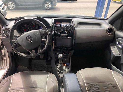 Renault Duster Oroch 2.0 Outsider Plus 2017