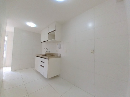 Imagem 22 de 30 de Vende Apartamento De 3 Quartos Sendo 1 Suíte, Com Duas Vagas Na Garagem Na Rua Sorocaba, Botafogo. - Ap11333 - 67825754