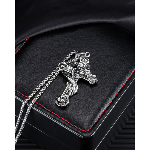 Collar Skull Cross