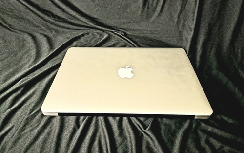 Apple Macbook Air 2014 - A1466 - Core I5 - Ssd (Recondicionado)
