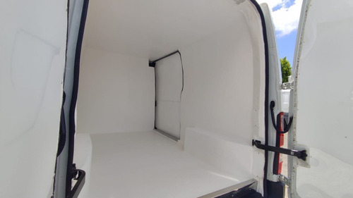 Imagem 12 de 14 de Renault Master Isotermica 2.3 Dci Diesel Grand Furgão L2h2