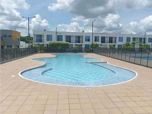 Moderna Casa En Flandes: Ubicación Ideal, Diseño Y Seguridad.