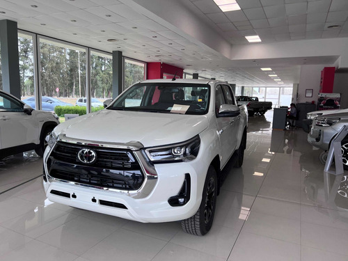 Toyota Hilux 2.8 Cd Srx 177cv 4x4 At