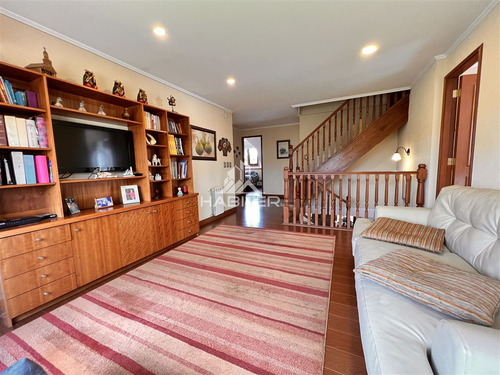 Vende Gran Casa En Puerta De Alcalá 6 Dormitorios - 4 Baños