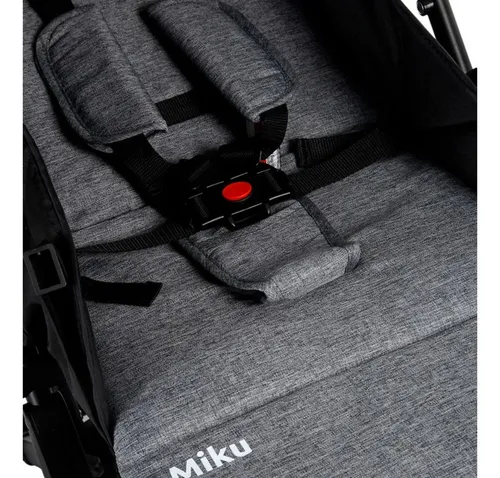 Coche Y Portabebe Miku Travel Sistem Gris Oscuro Bium Chasis Negro