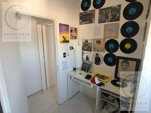 Duplex 4 Ambientes En Flores. Sobre Av. Avellaneda. Oportunidad!