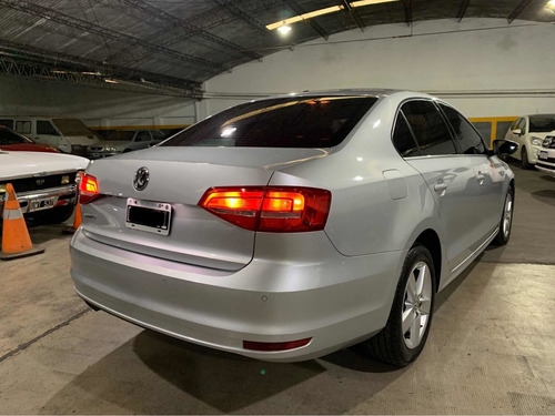 Volkswagen Vento 2.5 Luxury 170cv Tiptronic 2015