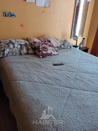 Casa En Venta De 4 Dorm. En Independencia,mirador Viejo