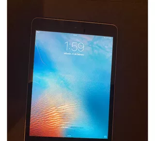iPad Mini Usado; Modelo A1432 ; Impecable Y Con Funda