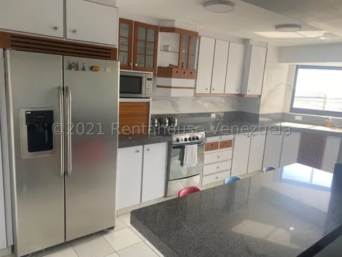 Ls Vende Apartamento Urb Miranda