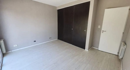 Venta De Casa 4 Ambientes Con Fondo Hurlingham