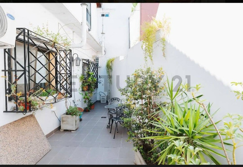 Casa 4 Dorm. / 8 Ambientes Viamonte Al 1000