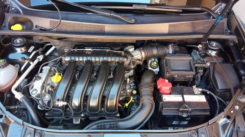 Imagen 7 de 7 de Renault Sandero 2017 2.0 Rs Racing Spirit 145cv