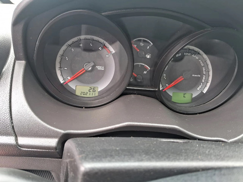 Ford Fiesta Sedan 1.6 Fly Flex 4p