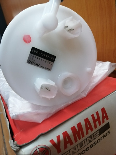 Imagen 3 de 5 de Bomba De Gasolina Xt660 Yamaha Original Denso
