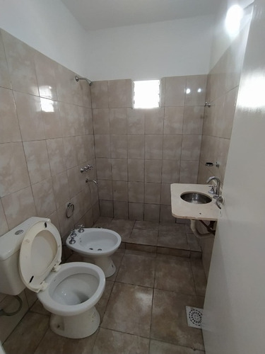 Departamento En Alquiler En Victoria