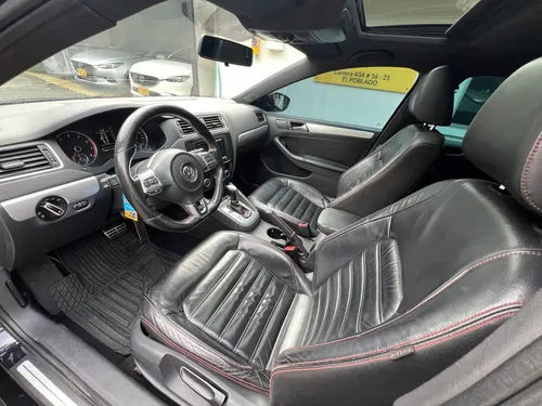 Volkswagen Jetta 2.0T Gli