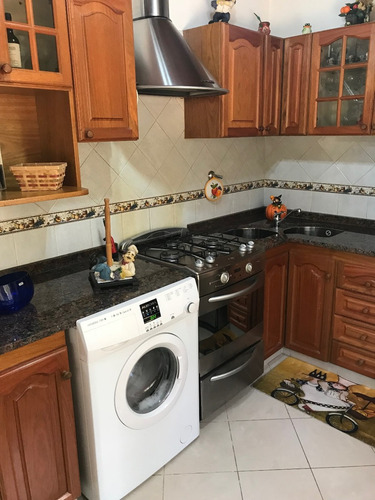 Imagen 11 de 14 de Chalet 3 Amb Con Garage Para 2 Autos Y Quincho / La Tablada
