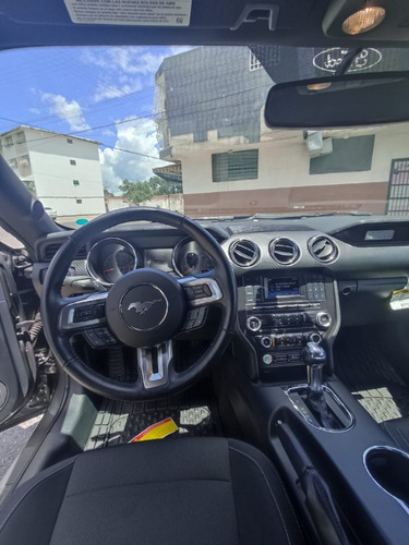 Imagen 8 de 12 de Ford Mustang