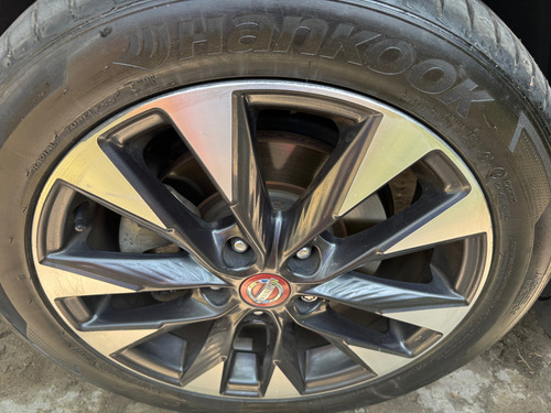 Nissan Sentra 1.7 Sr Turbo Mt