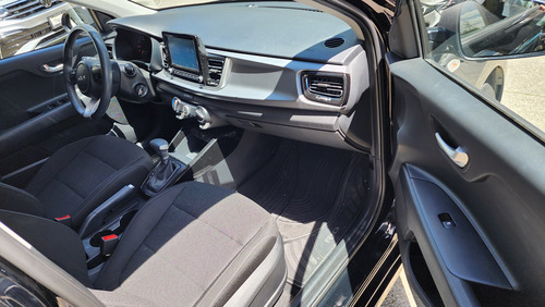 Kia Rio 1.6 Lx Sedan At