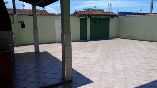 Imagem 6 de 14 de Casa Com Piscina Em Itanhaém .