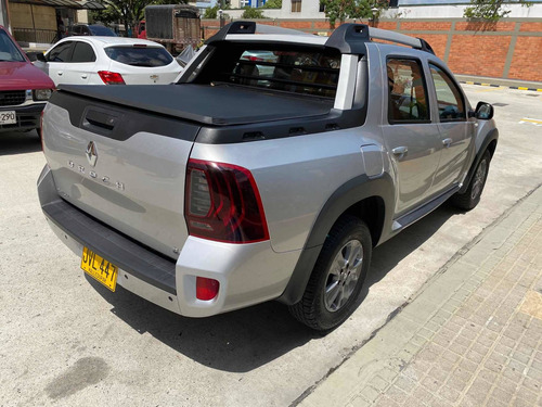 Renault Duster Oroch 2021 2.0 Intens